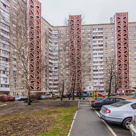 Уютная, Просторная Видовая Трехкомнатная Квартира Возле Метро Академгородок На 6 Мест Kiev Exterior foto