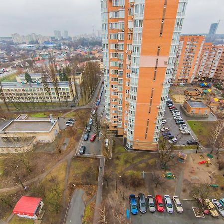 Уютная, Просторная Видовая Трехкомнатная Квартира Возле Метро Академгородок На 6 Мест Kiev Exterior foto